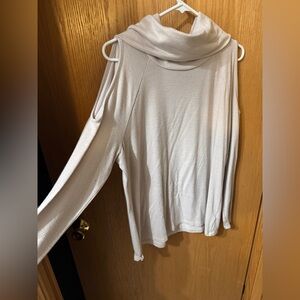 Apt. 9 Cream Knit Cowl Neck Cold Shoulder Lightweight Sweater